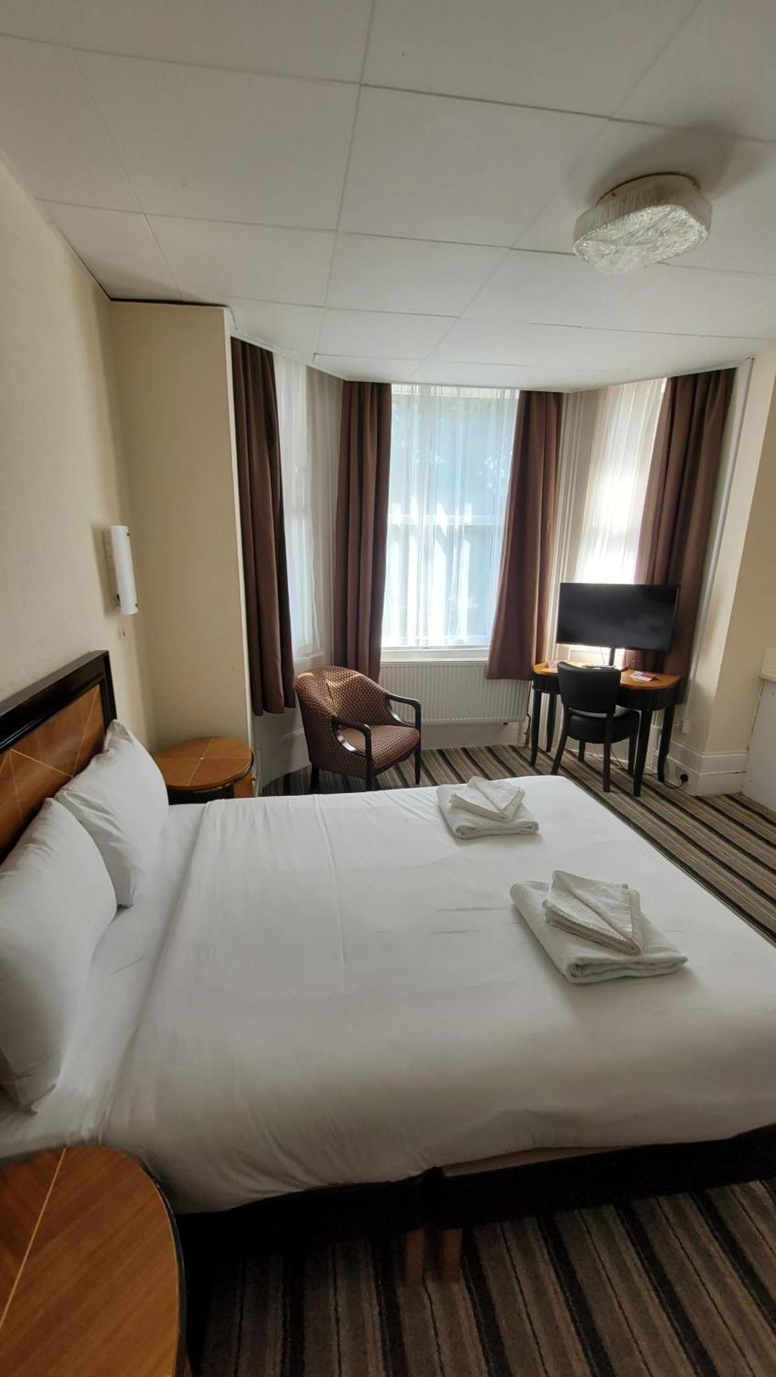 בורנמות' Heathlands Hotel מראה חיצוני תמונה