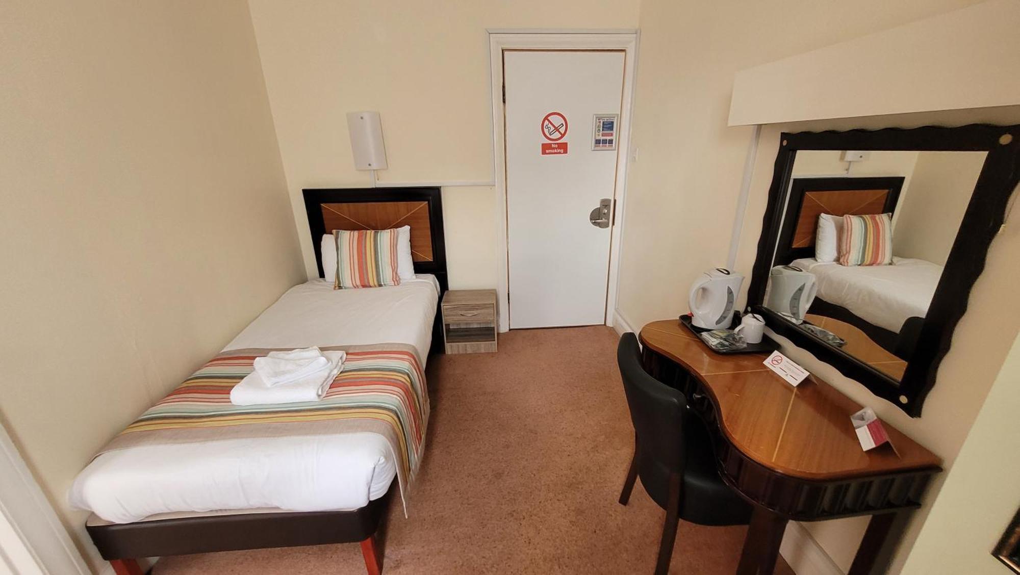 בורנמות' Heathlands Hotel מראה חיצוני תמונה